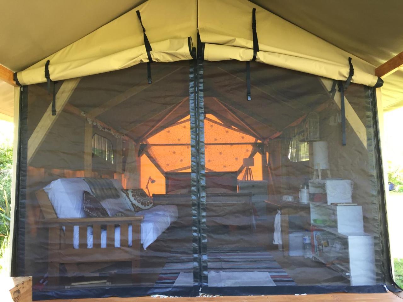 Omarama Oasis - Permaculture Glamping Hotel Pohara Kültér fotó
