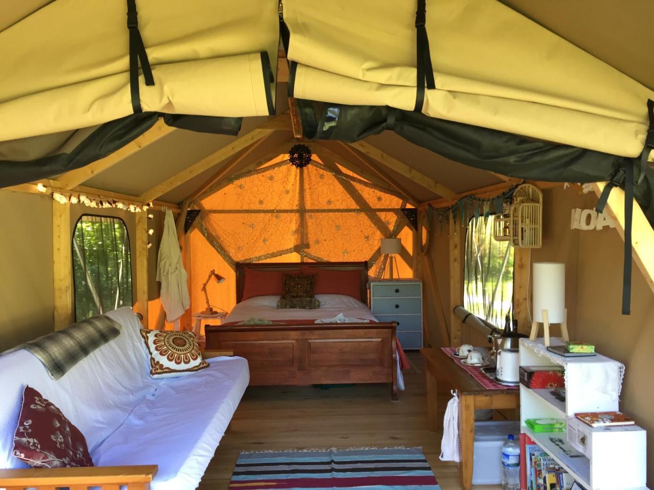 Omarama Oasis - Permaculture Glamping Hotel Pohara Kültér fotó