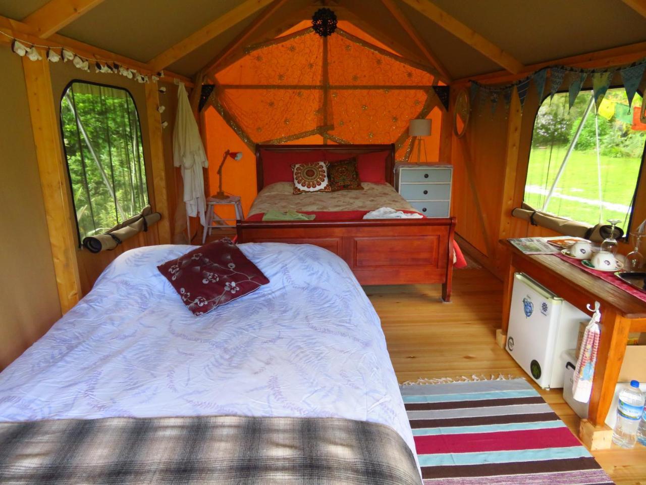Omarama Oasis - Permaculture Glamping Hotel Pohara Kültér fotó
