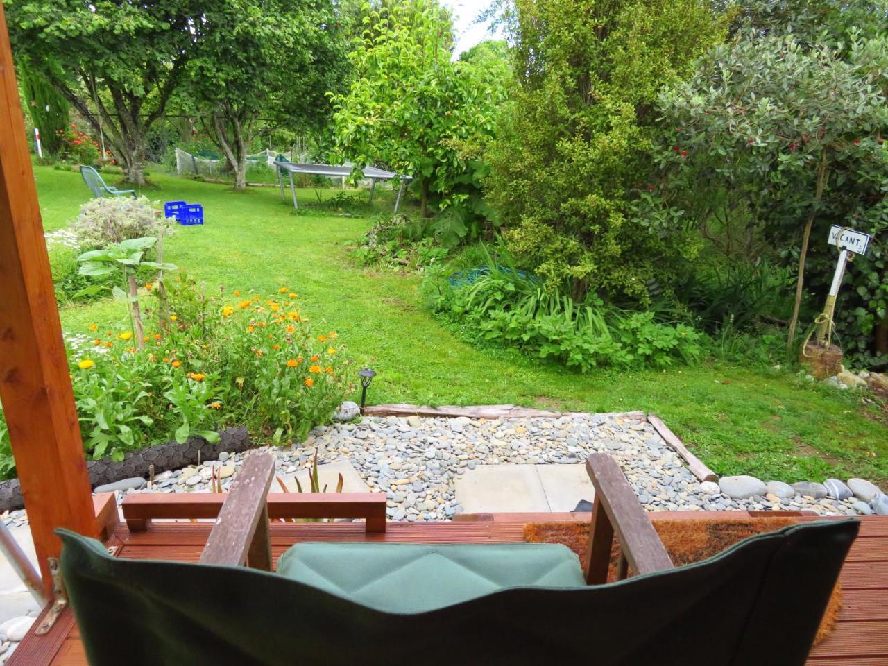 Omarama Oasis - Permaculture Glamping Hotel Pohara Kültér fotó