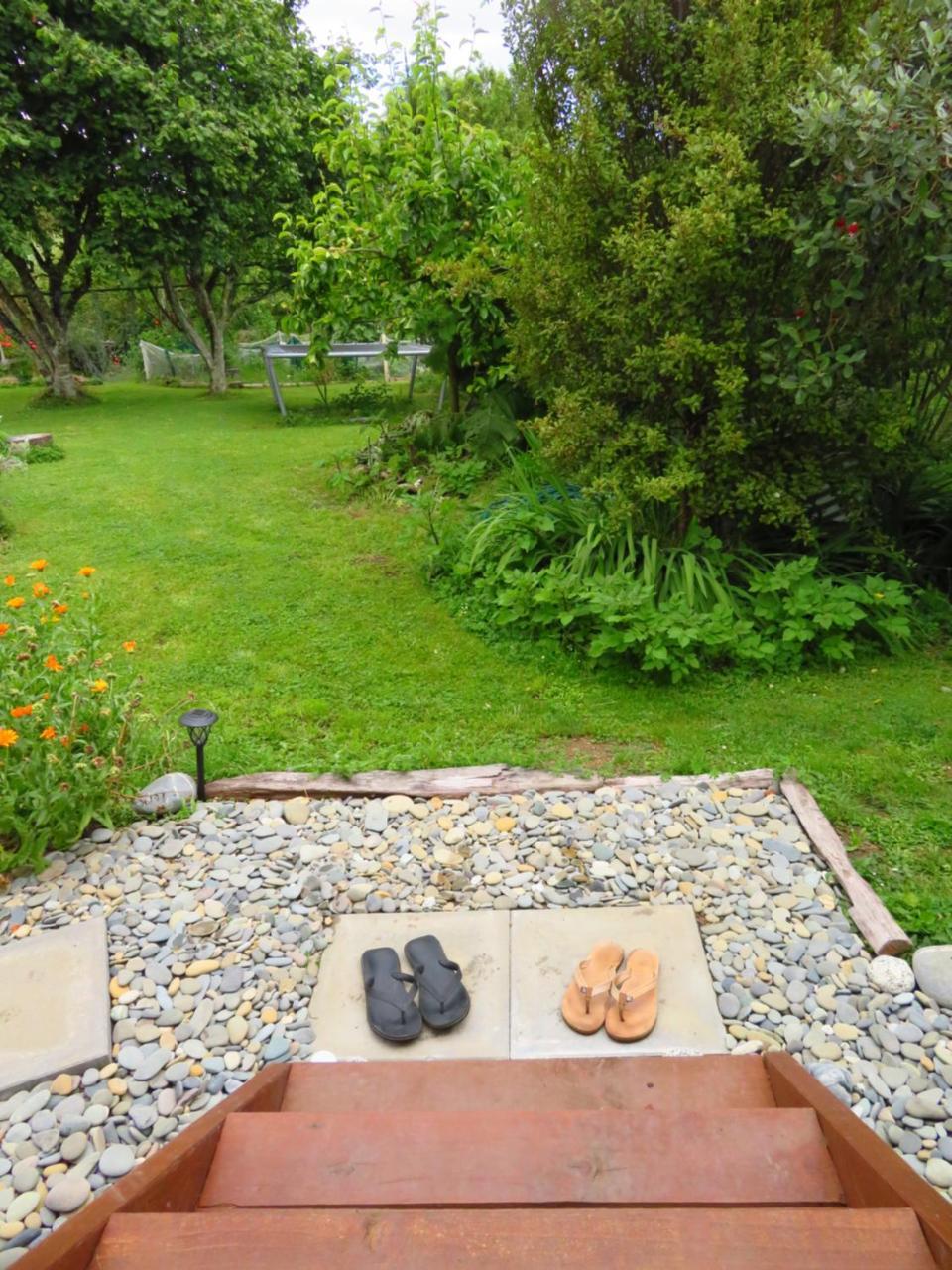 Omarama Oasis - Permaculture Glamping Hotel Pohara Kültér fotó