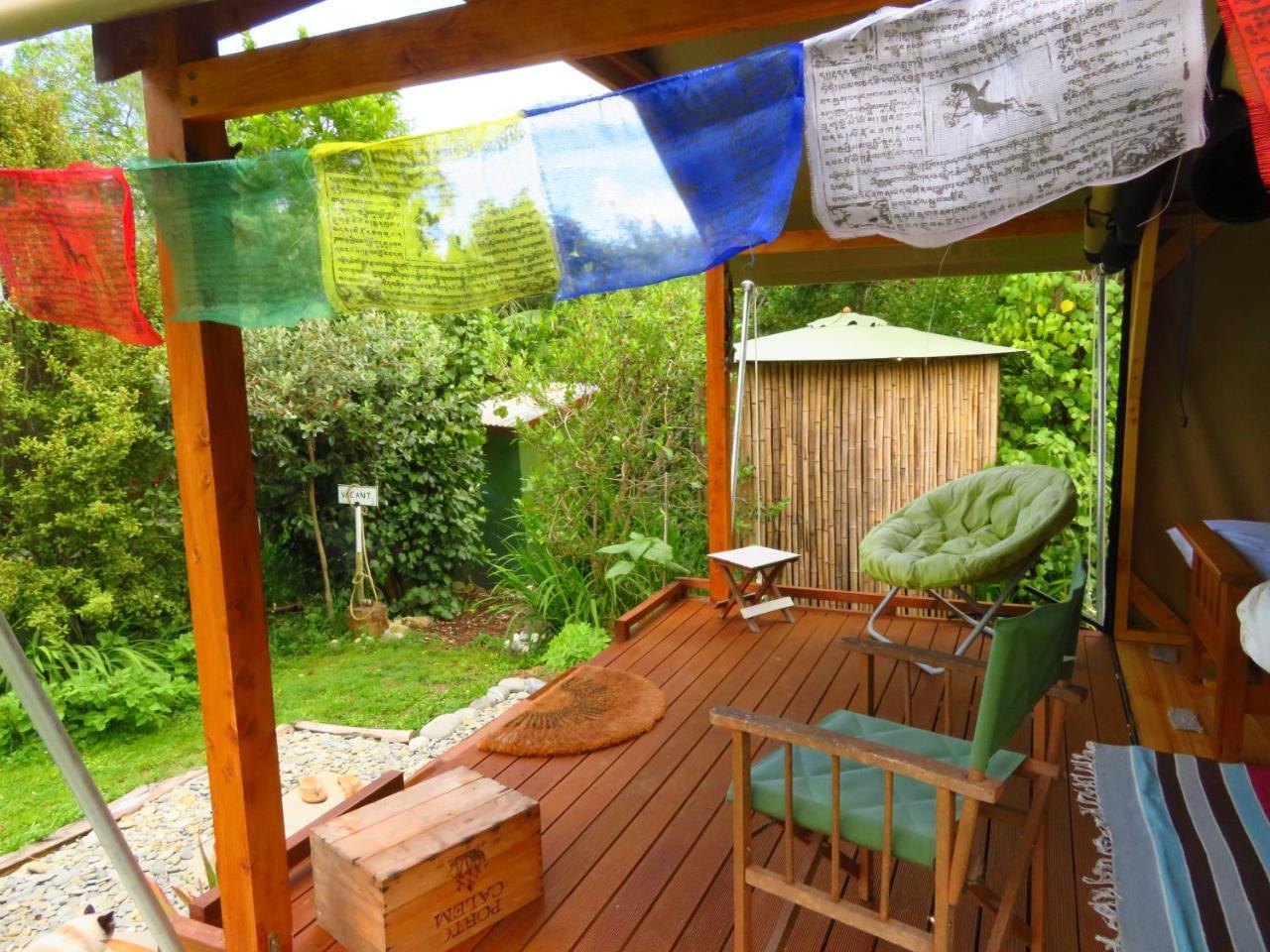 Omarama Oasis - Permaculture Glamping Hotel Pohara Kültér fotó